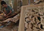 Pasar mebel Jepara terancam...