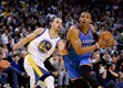 Curry gemilang, Warriors...