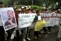 Demo KPU, mahasiswa...