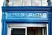 Italia suntik Bank Monte...