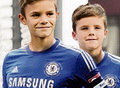 Tiga anak Beckham berkostum...