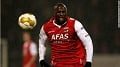 Disindir monyet, Altidore...