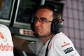 Lowe bertahan di McLaren...