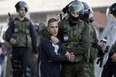 Israel tangkap 23 anggota...