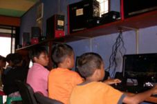 Banyak pengusaha game...