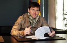 Messi ingin gantung...