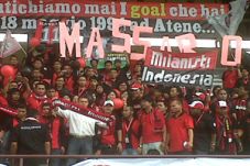 Ribuan Milanisti serbu...