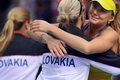 Waspadai Rusia, Hantuchova...