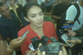 Rieke sambangi rumah...
