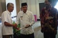 Parpol keroyok cabup...