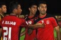 Dua pemain Persijap...