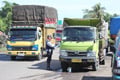 Puluhan angkutan umum...