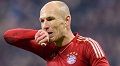 Robben acungkan jempol...