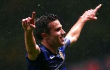 Bungkam Sunderland,...