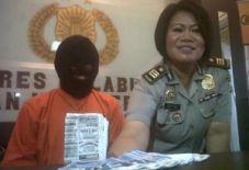 Miris, Pasutri cari...