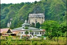 Isu ular berkepala tujuh...