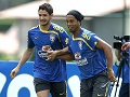Scolari panggil Ronaldinho...