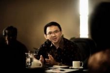 Ancam World Bank, Ahok...