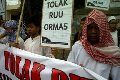Ormas Islam demo tolak...