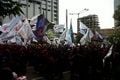 Ada demo buruh, arus...