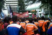 BUMN didemo buruh, Dahlan...