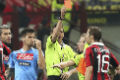Jadi pahlawan Milan,...