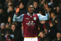 Benteke siap bertahan...