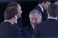 Terry tolak jabat tangan...