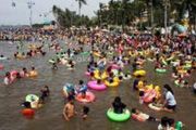 Pengunjung Ancol Januari-Maret...