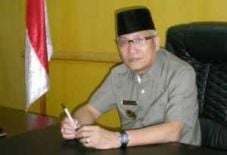 Nyaleg, Wabub OKI mengundurkan...