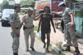 Diburu Satpol PP, belasan...