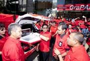 Direksi Telkomsel turun...