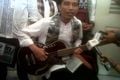 Jokowi ditantang manggung...