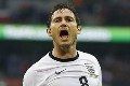 4 caps lagi, Lampard...