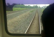 Pembebasan rel ganda...