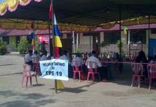 Warga Palembang antusias...