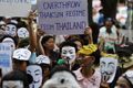 Demonstran Topeng Putih...