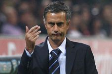 Mourinho hentikan dominasi...
