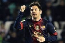 Messi pemain paling...