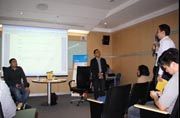 CEO Kaskus berbagi tips...