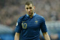 Karim Benzema didukung...