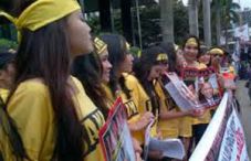 Di Bandung, gadis cantik...