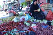 Harga bawang dan minyak...