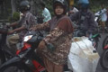 Nekat, warga Jombang...