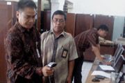 Calon penerima BLSM...