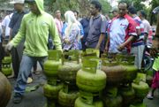 OP elpiji 3 kg ludes...
