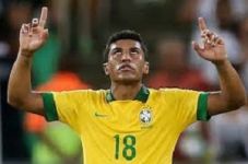 Paulinho bawa Brasil...