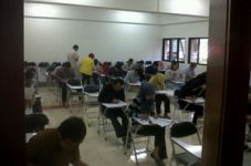 Lulus SIMAK UI, Maba...