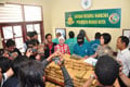 Kurir antar provinsi...