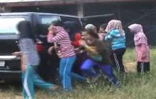 Gempa 5,9 SR, warga...